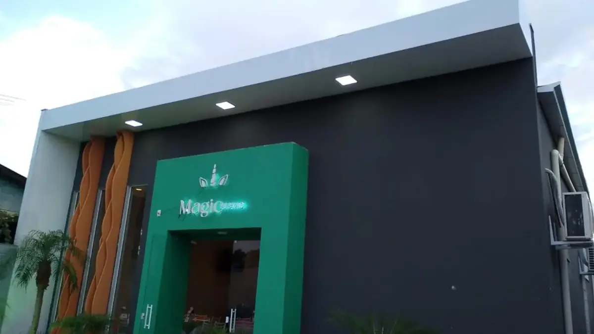 Magia Festas: Fachada concluída